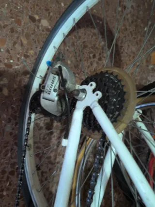 Bicicleta Shimano Blanca