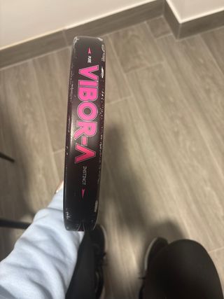 Pala de pádel Vibor-A Naya Carbon