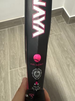 Pala de pádel Vibor-A Naya Carbon