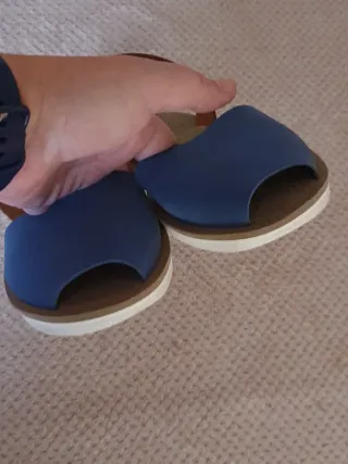 Sandalias Mykai azul 32-33