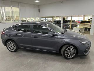 Hyundai i30 Fastback Tecno 120