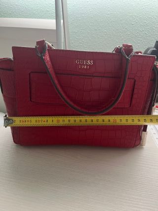 Bolso Guess Rojo Cocodrilo