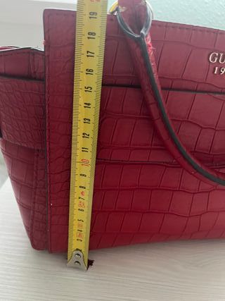 Bolso Guess Rojo Cocodrilo
