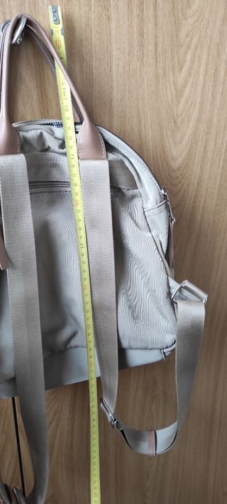 Mochila beige Paco Martínez