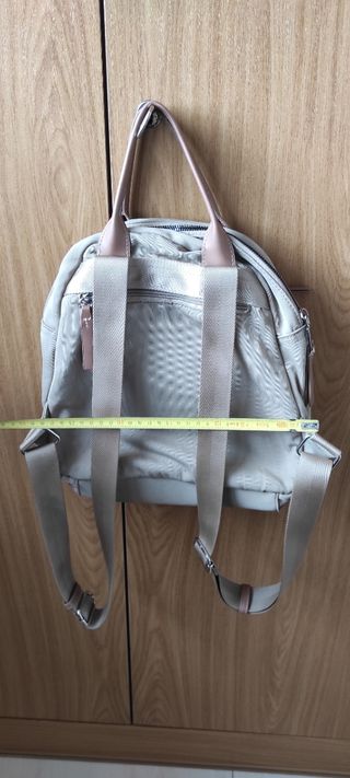 Mochila beige Paco Martínez