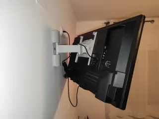 television, soporte paret y soporte mesa