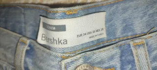 Pantalón corto vaquero Bershka desgastado