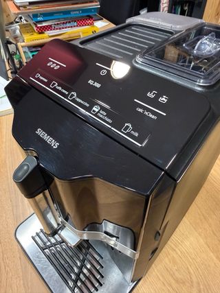 Cafetera Siemens EQ.300