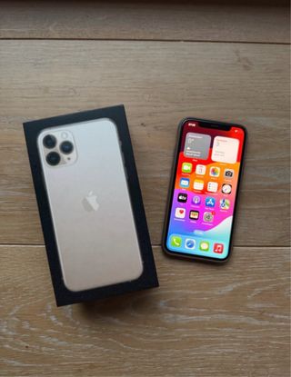 iPhone 11 Pro Dourado