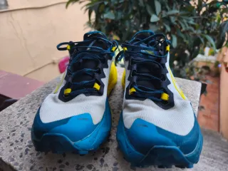 Zapatillas Brooks Caldera T42 Trail Running