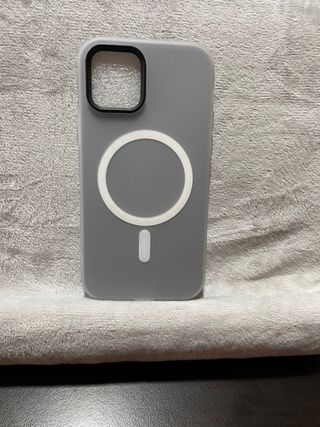 Funda móvil iPhone 12 gris MagSafe
