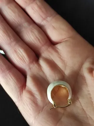 Orecchini a cerchio panna e oro