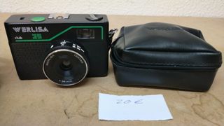 Cámaras Fujifilm Instax 100 y Werlisa Club 35