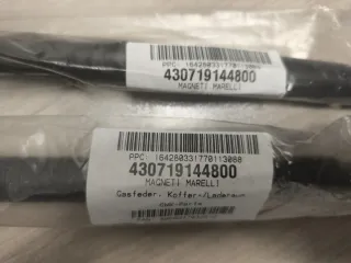 Amortiguadores portón 697mm 650N