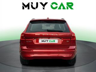 Volvo XC60 B4 D Core Auto 145 kW (197 CV)