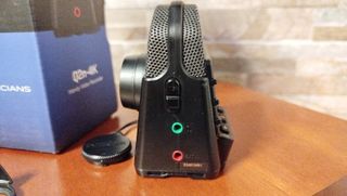 Zoom Q2n-4K Videocamera 4K per Musicisti