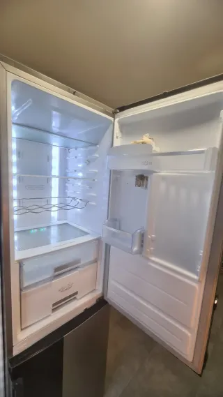 Frigorífico LG 201x60x65