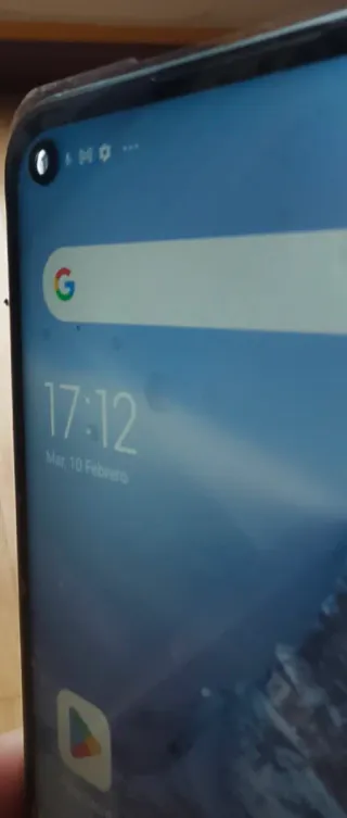 Xiaomi Redmi Note 9 con defectos mínimos