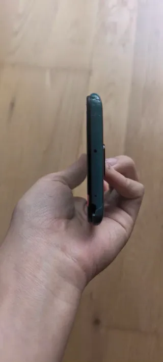Xiaomi Redmi Note 9 con defectos mínimos