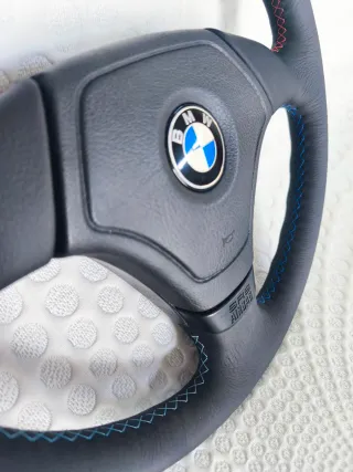Volante BMW E36 y e46en Perfecto Estado