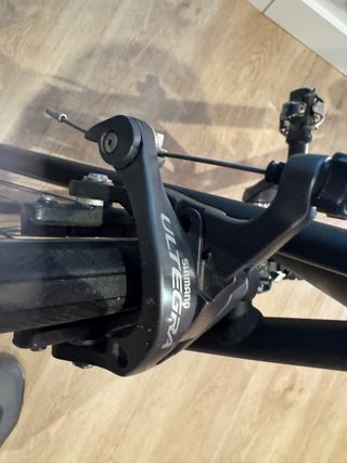 Bicicleta de carretera negra Giant talla 54