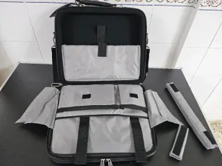 Maletín portátil Acer, reforzado