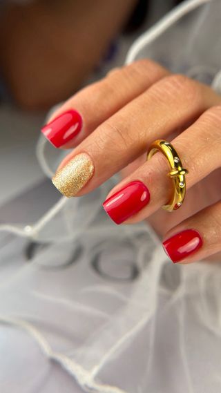 Servicio de manicura rusa