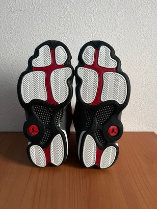 Jordan 13 Rojo y Blanco
