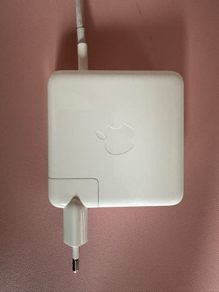 MacBook Pro 15.4 2019 Touch Bar