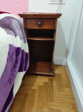 Cama (colchón y somier) + 2 mesillas