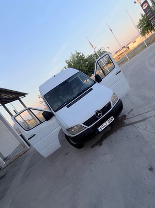 Mercedes-Benz eSprinter 2005