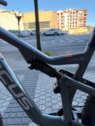 Bicicleta Focus Thron 6.8 2022 Talla M