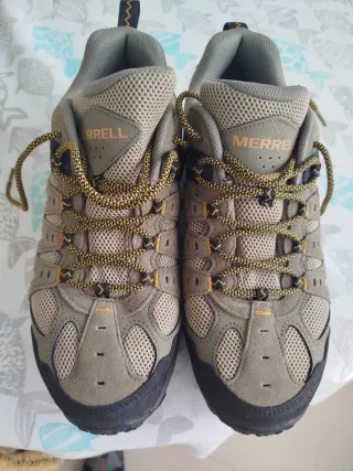 Botas de montaña Merrell