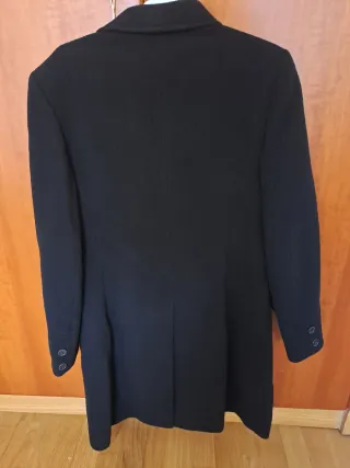 Abrigo negro talla L