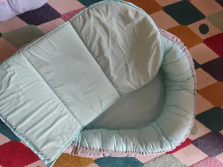 Cojín nidito bebé estrellas y lunas