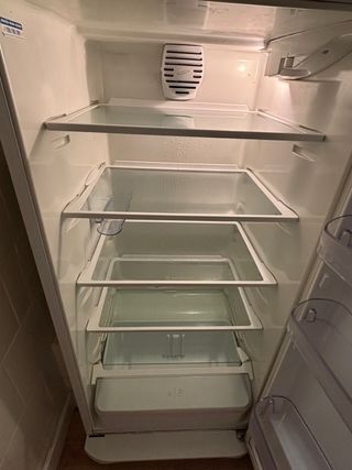 Nevera Ariston con congelador