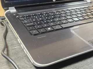 Ordenador portátil HP 15-n006ss Negro