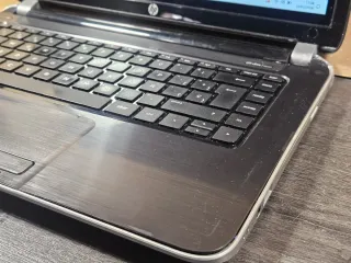 Ordenador portátil HP 15-n006ss Negro