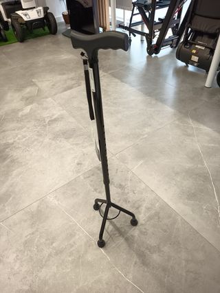 Bastón de 3 patas negro