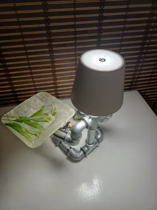 Lampada Artigianale "Waiter Robot" - Touch & Svuot