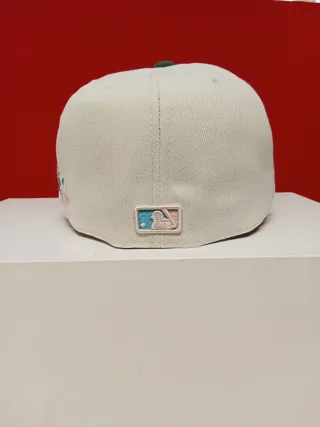 Gorra New Era 59Fifty A's Flores Talla 7.1/4