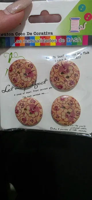 4 Bottoni decorativi in legno