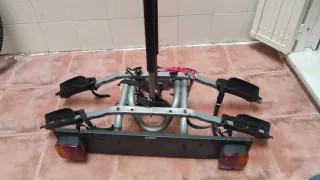 Portabicicletas para bola de remolque