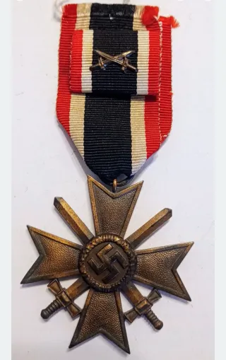 Militaria Cruz de Mérito com espadas Wehrmacht