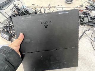 PS4 averiada para piezas