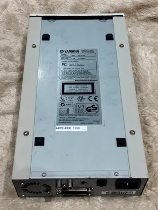 Yamaha CD-RW SCSI per attrezzature DAW/Sampler/Synth anni '90