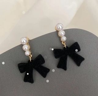 Pendientes lazo terciopelo y perlas