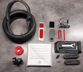 Patinete Xiaomi M365 con muchos extras