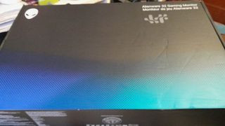 Caja original monitor 32” con corchos – embalaje