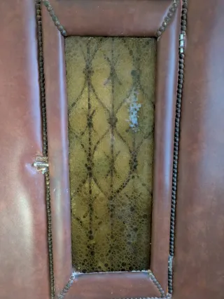 Puerta exterior antigua artesanal